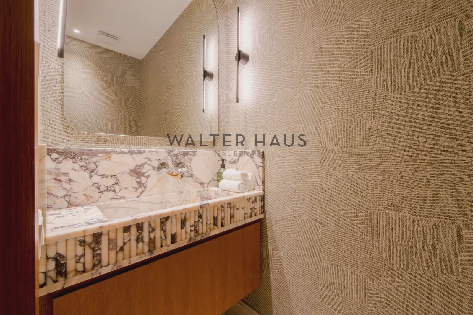 3 soveværelse Lejlighed til salg i Madrid by - € 5.690.000 (Ref: 9163223)