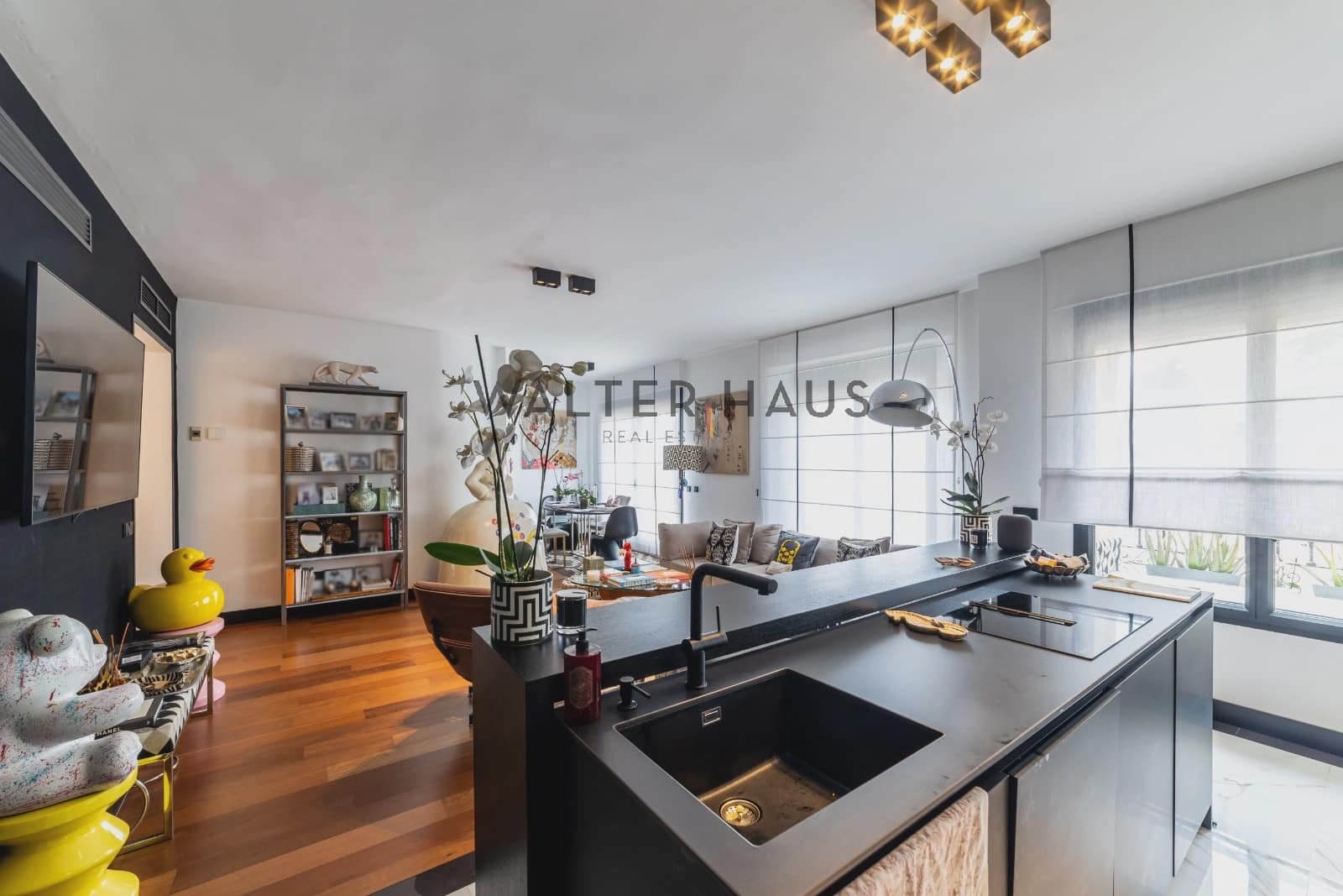 Commercial for sale in Madrid city with pool - € 6,200,000 (Ref: 9164846)