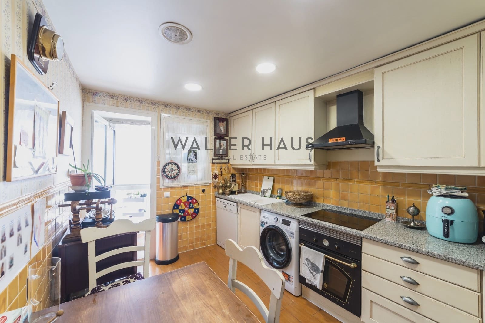 Commercial for sale in Madrid city with pool - € 6,200,000 (Ref: 9164846)