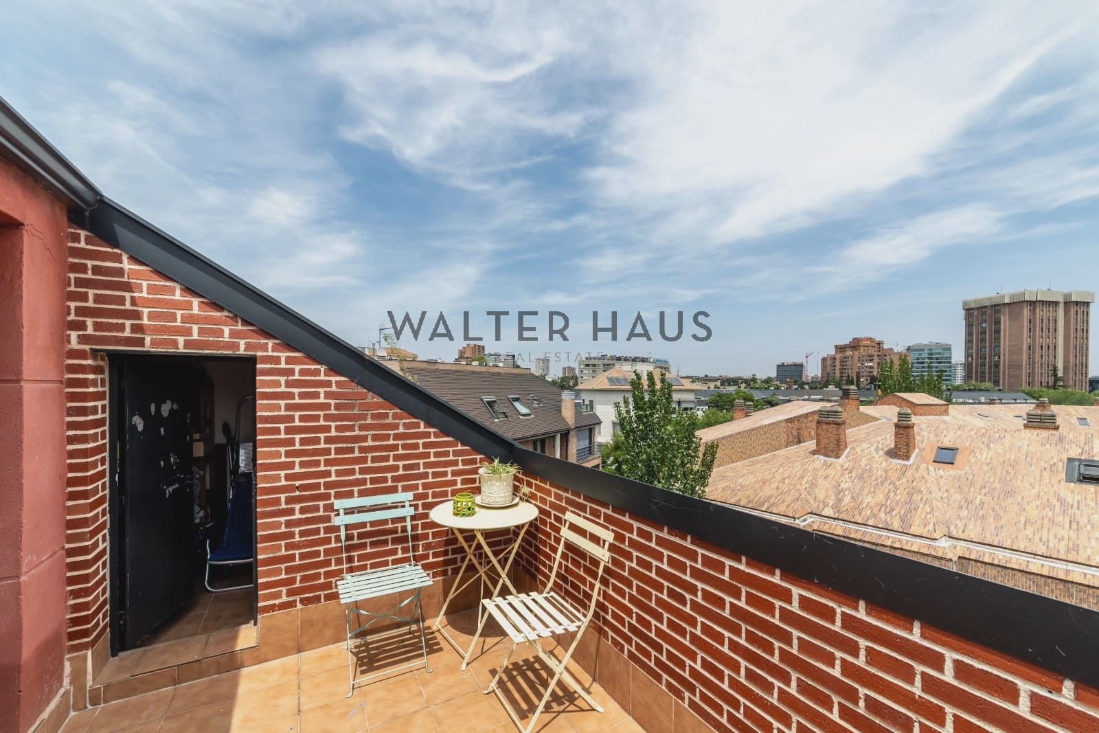 Commercial for sale in Madrid city with pool - € 6,200,000 (Ref: 9164846)