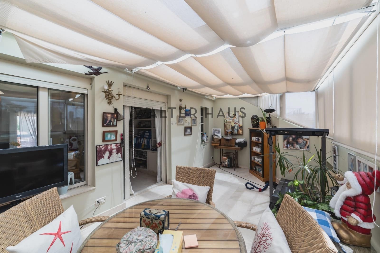 Commercial for sale in Madrid city with pool - € 6,200,000 (Ref: 9164846)