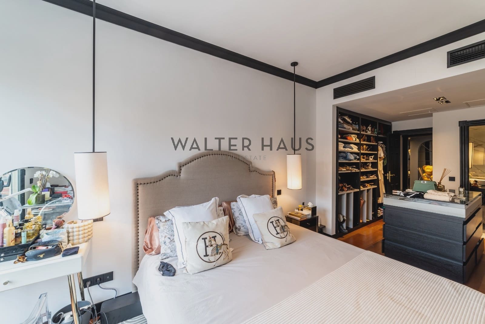 Commercial for sale in Madrid city with pool - € 6,200,000 (Ref: 9164846)