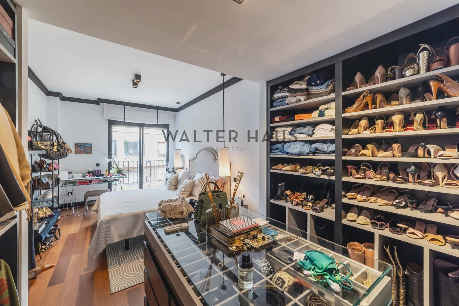 Commercial for sale in Madrid city with pool - € 6,200,000 (Ref: 9164846)