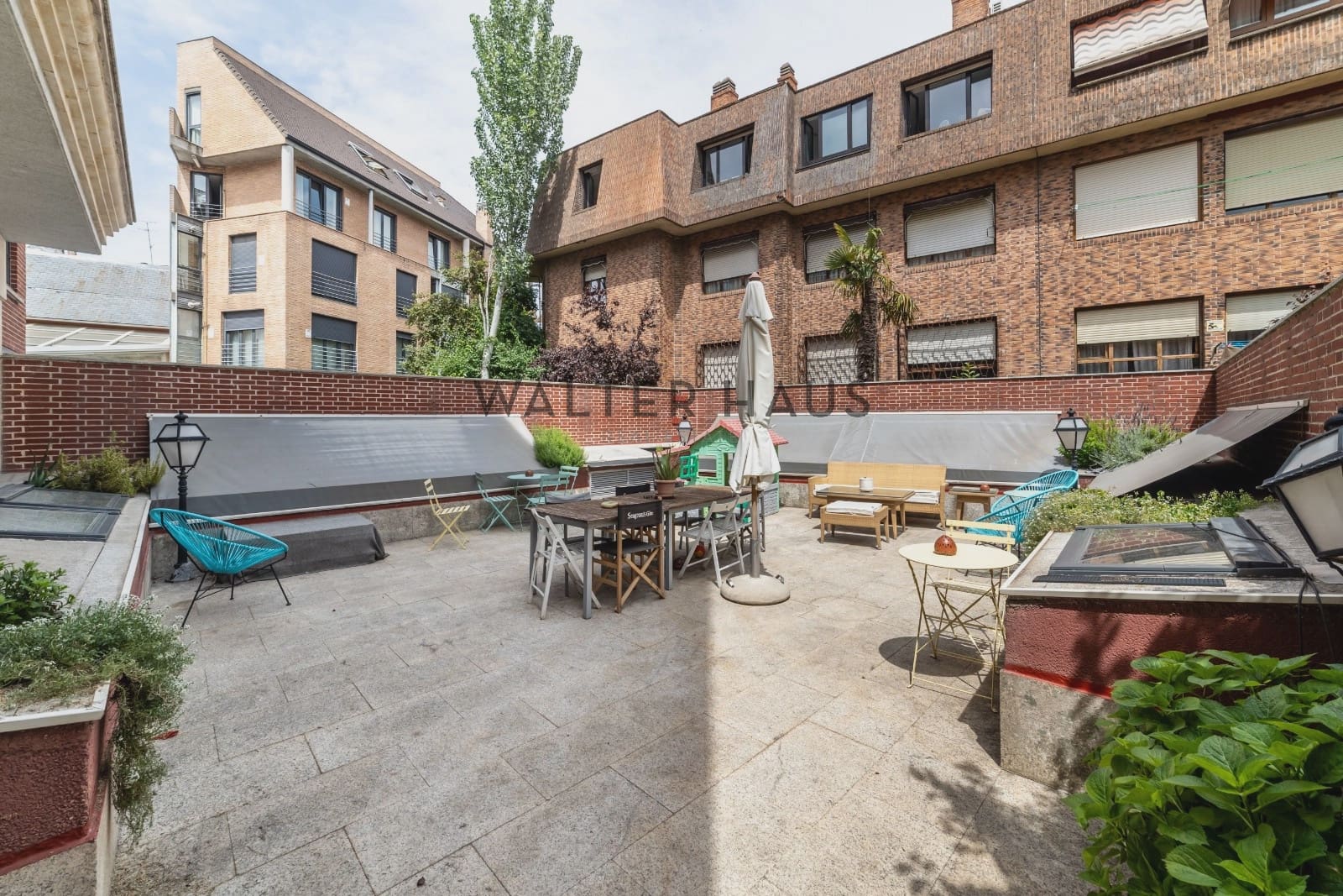 Commercial for sale in Madrid city with pool - € 6,200,000 (Ref: 9164846)