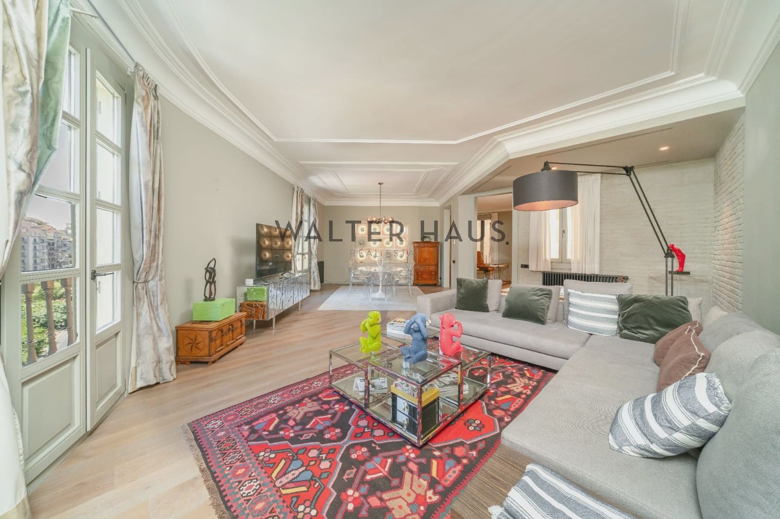 3 soveværelse Lejlighed til salg i Barcelona by med swimmingpool - € 1.750.000 (Ref: 9168344)