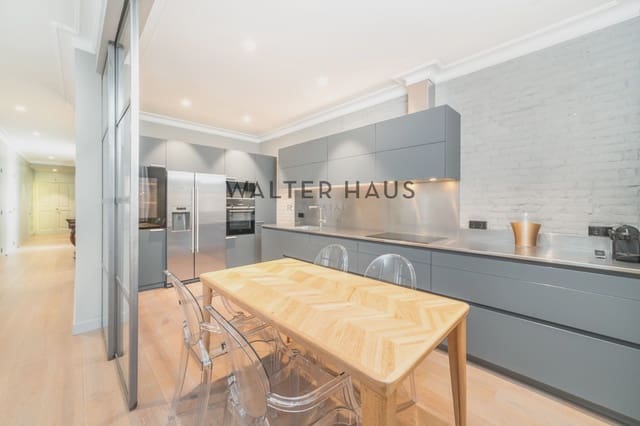 3 bedroom Flat for sale in La Dreta de L'Eixample, Barcelona city with pool - € 1,750,000 (Ref: 9168344)