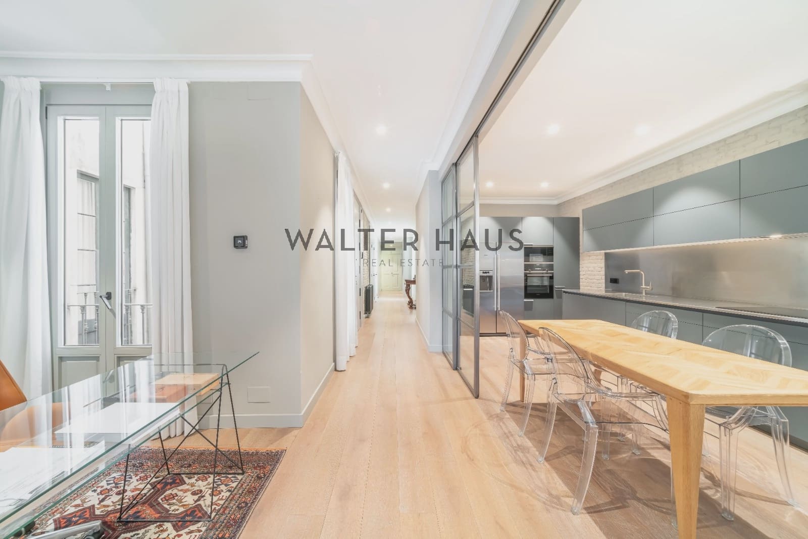 3 soveværelse Lejlighed til salg i Barcelona by med swimmingpool - € 1.750.000 (Ref: 9168344)