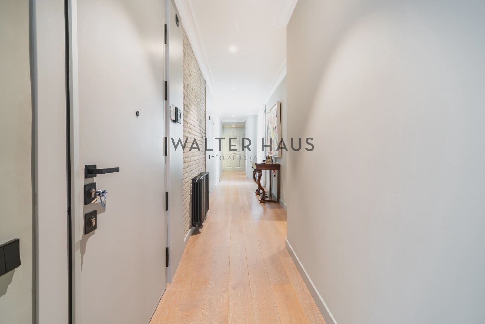 3 soveværelse Lejlighed til salg i Barcelona by med swimmingpool - € 1.750.000 (Ref: 9168344)