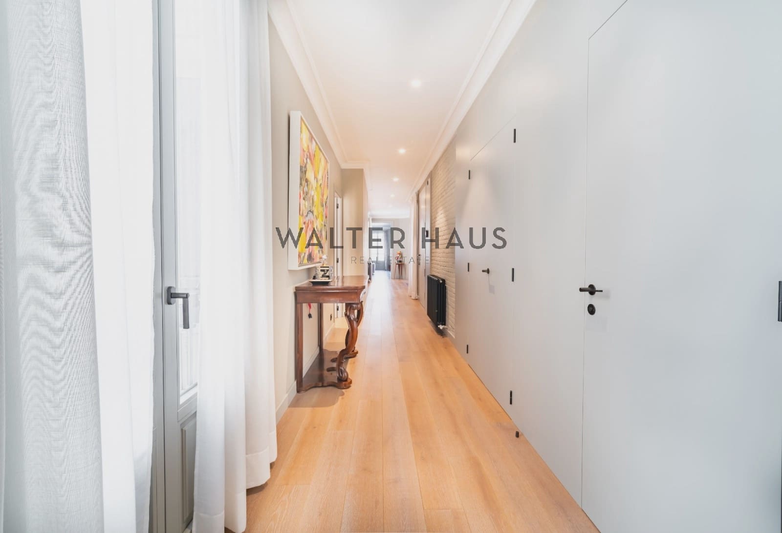 3 soveværelse Lejlighed til salg i Barcelona by med swimmingpool - € 1.750.000 (Ref: 9168344)