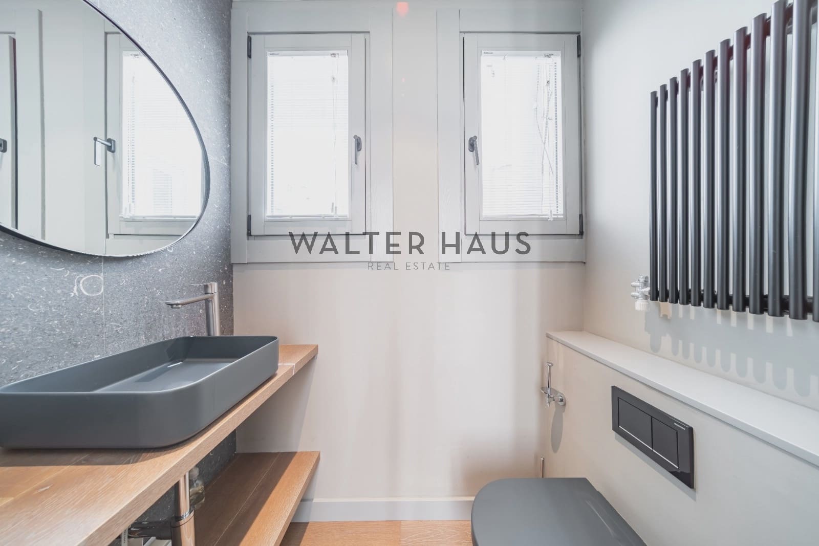 3 soveværelse Lejlighed til salg i Barcelona by med swimmingpool - € 1.750.000 (Ref: 9168344)