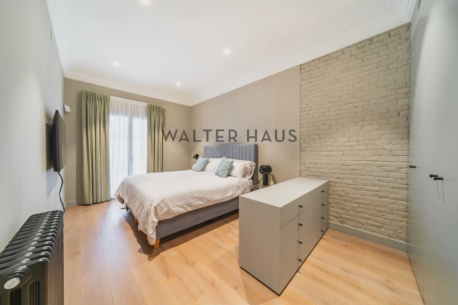 3 soveværelse Lejlighed til salg i Barcelona by med swimmingpool - € 1.750.000 (Ref: 9168344)