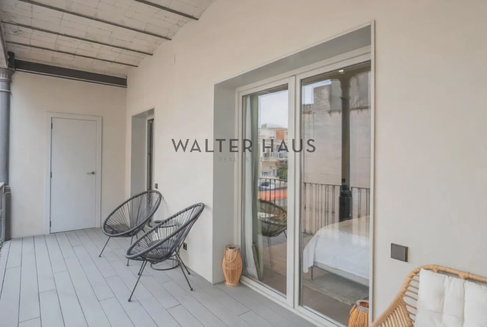 3 soveværelse Lejlighed til salg i Barcelona by med swimmingpool - € 1.750.000 (Ref: 9168344)