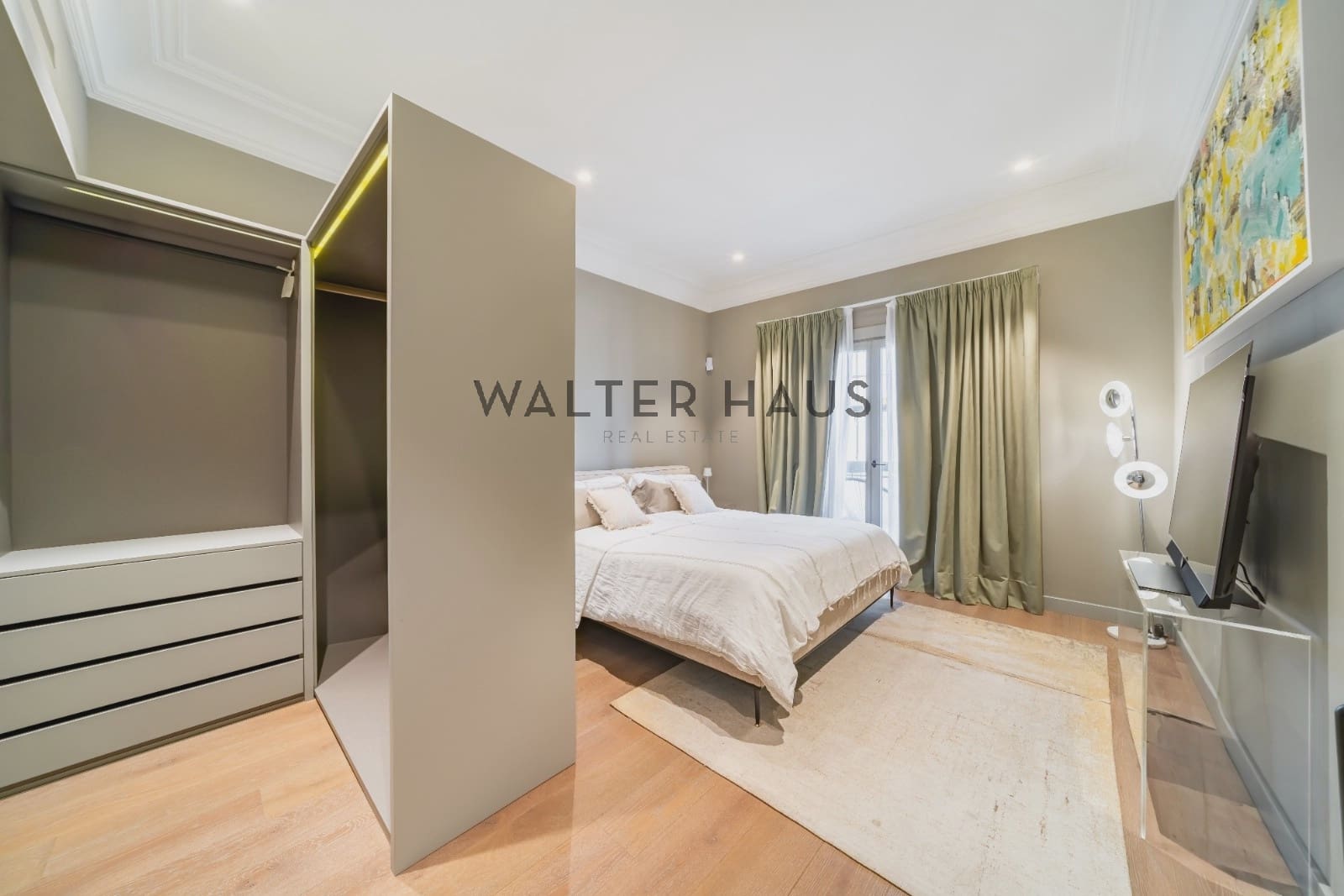 3 soveværelse Lejlighed til salg i Barcelona by med swimmingpool - € 1.750.000 (Ref: 9168344)