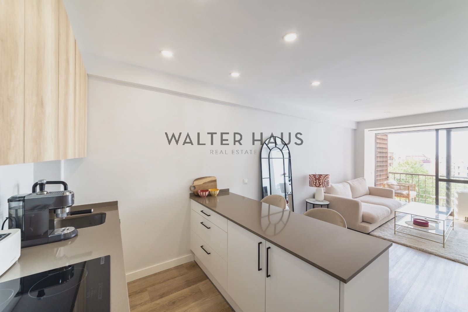 Studio do wynajęcia w Miasto Madryt - 1 850 € (Ref: 9172206)