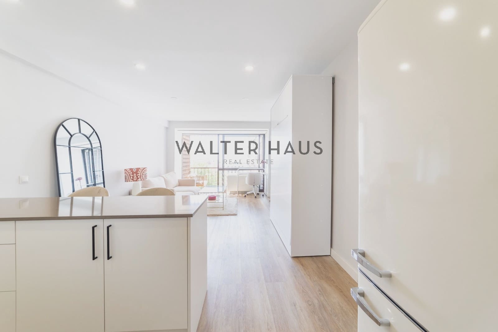 Studio do wynajęcia w Miasto Madryt - 1 850 € (Ref: 9172206)