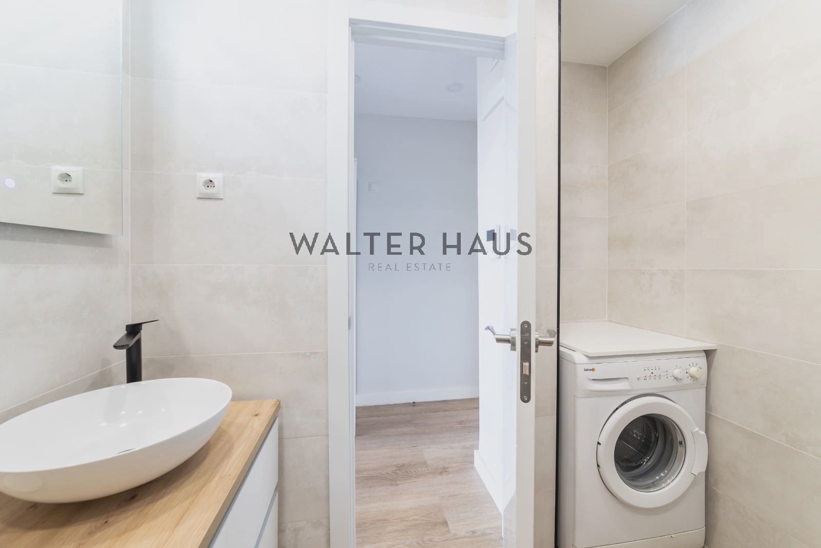 Studio do wynajęcia w Miasto Madryt - 1 850 € (Ref: 9172206)