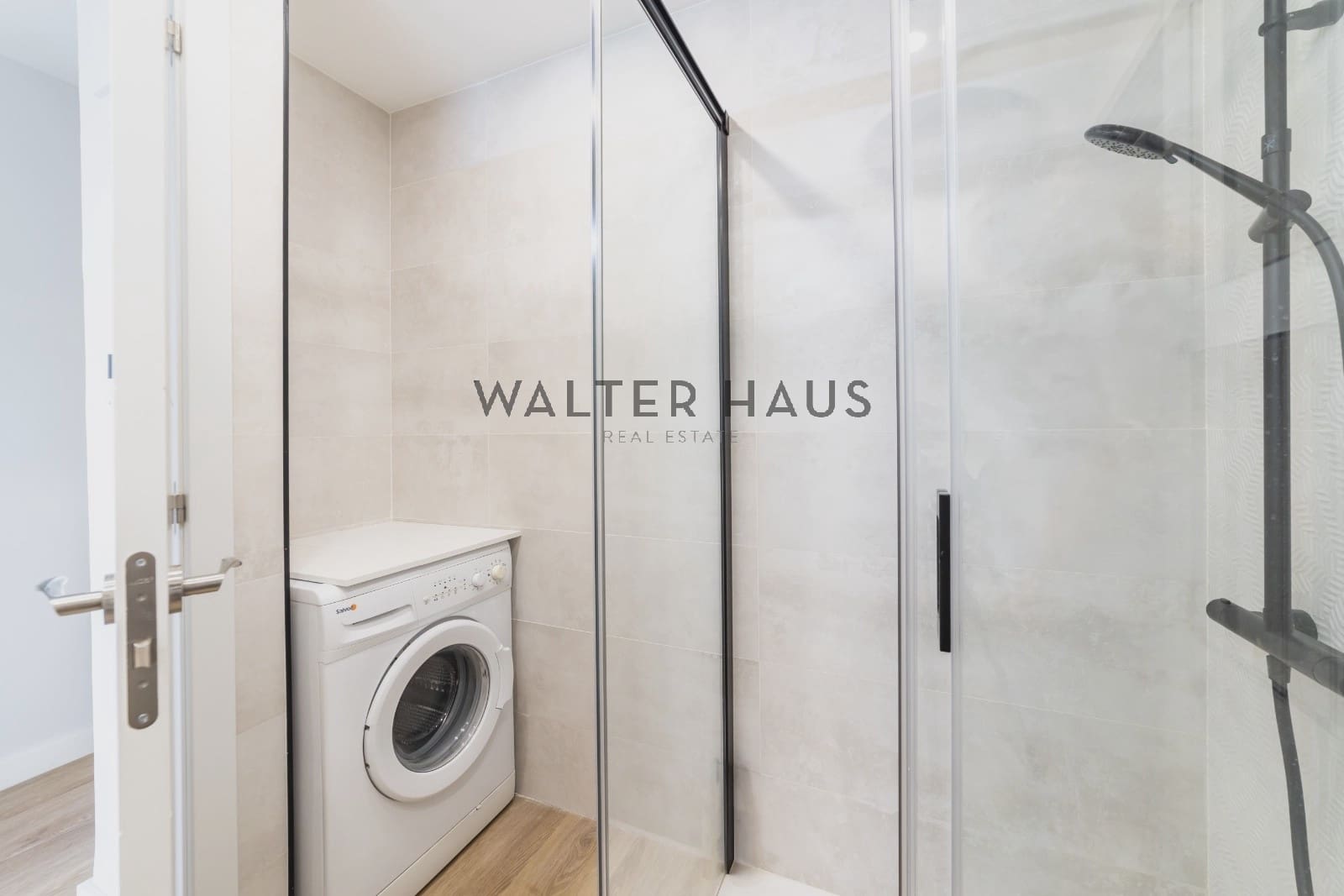 Studio do wynajęcia w Miasto Madryt - 1 850 € (Ref: 9172206)