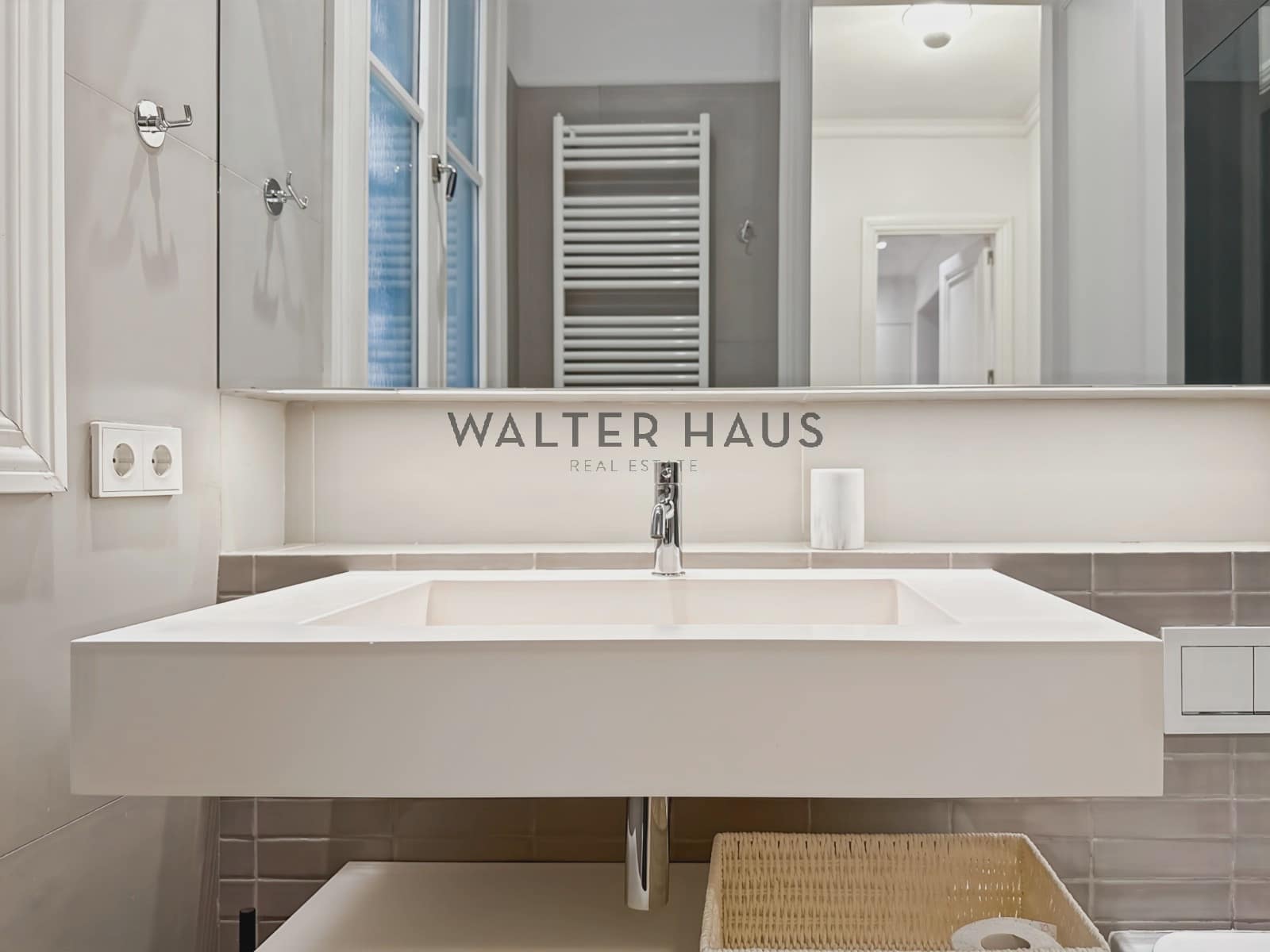 3 soveværelse Lejlighed til leje i Barcelona by - € 9.000 (Ref: 9193226)