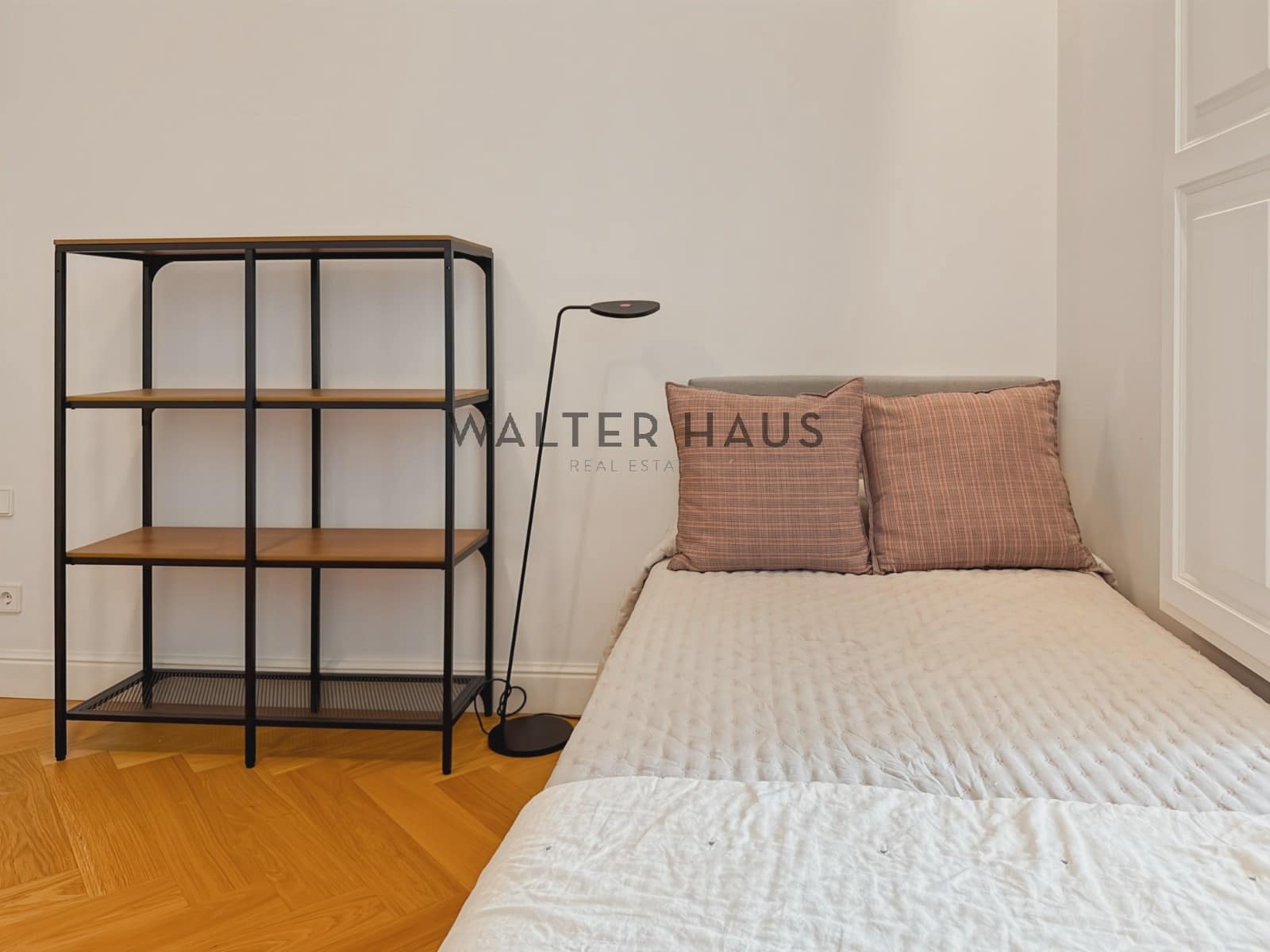 3 soveværelse Lejlighed til leje i Barcelona by - € 9.000 (Ref: 9193226)