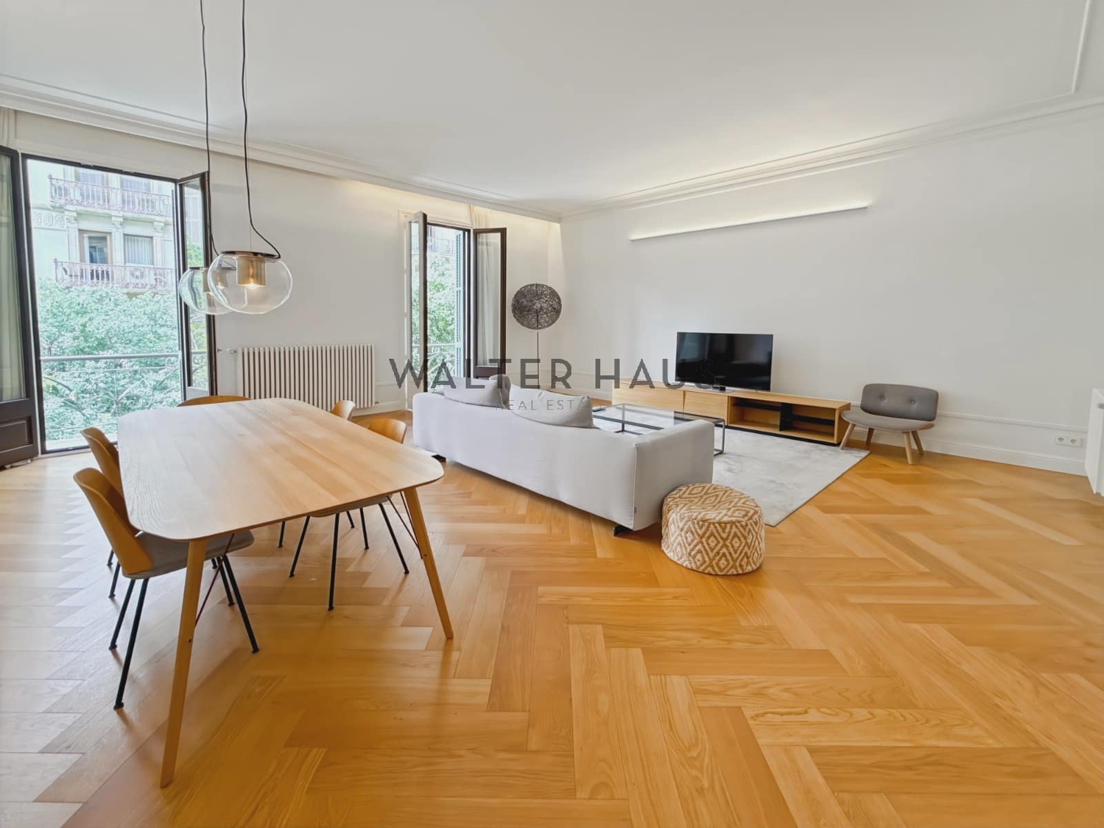 3 soveværelse Lejlighed til leje i Barcelona by - € 9.000 (Ref: 9193226)