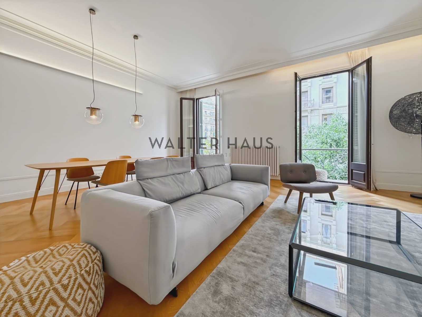 3 soveværelse Lejlighed til leje i Barcelona by - € 9.000 (Ref: 9193226)