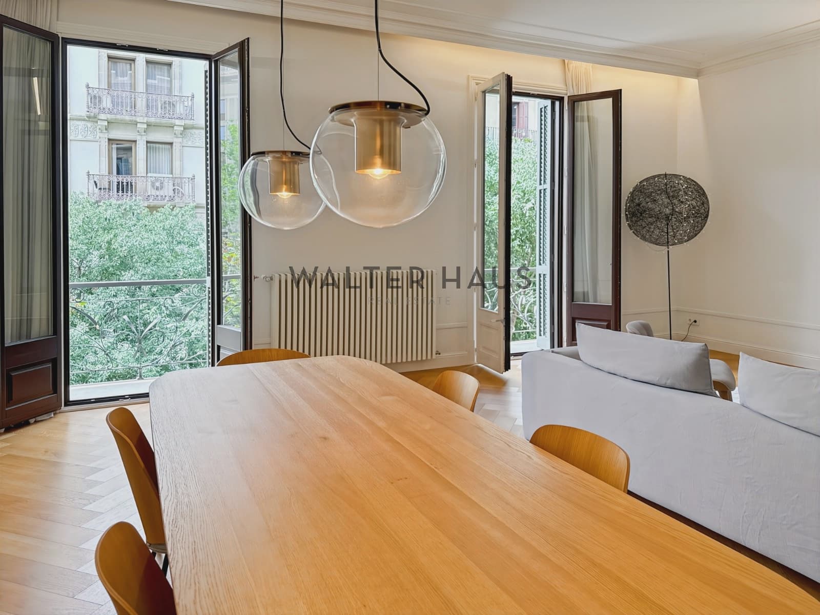 3 soveværelse Lejlighed til leje i Barcelona by - € 9.000 (Ref: 9193226)