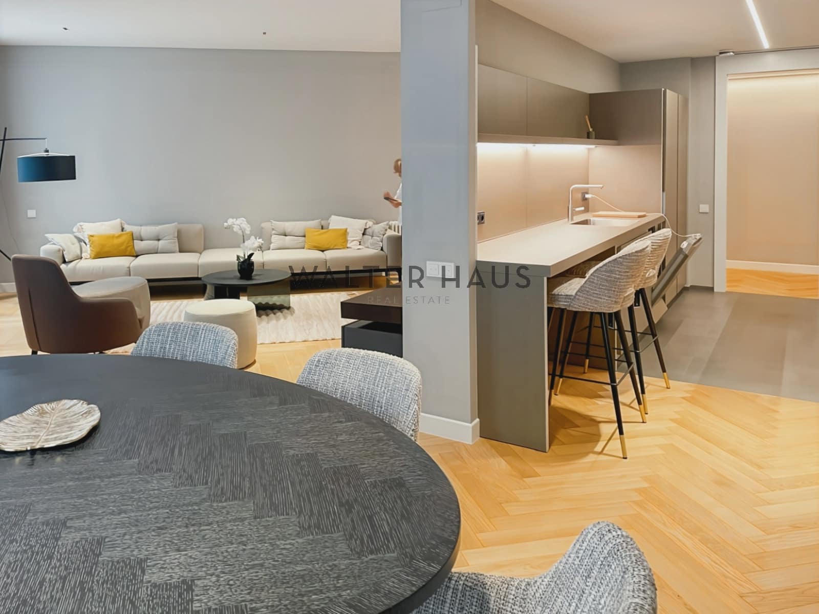 4 sovrum Lägenhet att hyra i Barcelona stad - 6 800 € (Ref: 9197240)