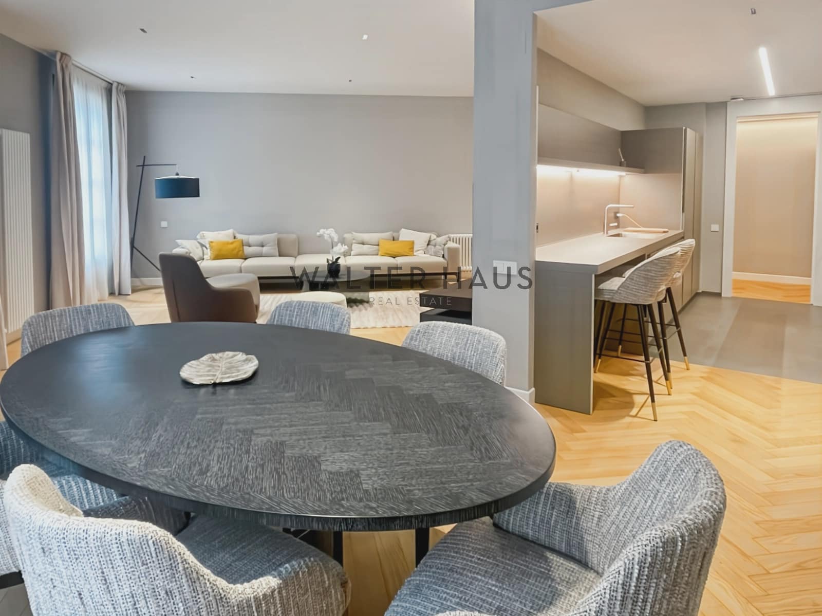 4 sovrum Lägenhet att hyra i Barcelona stad - 6 800 € (Ref: 9197240)