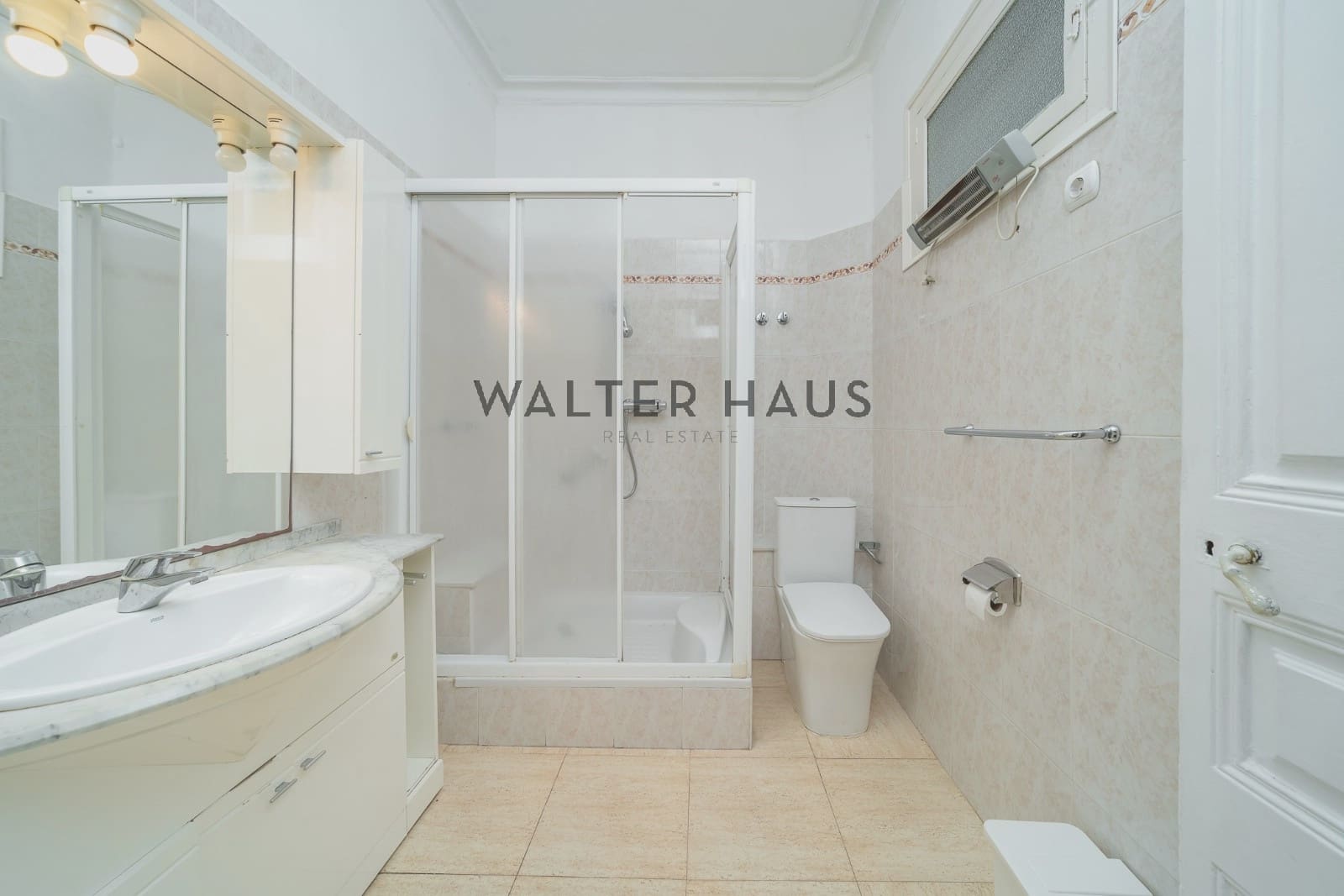 6 sovrum Lägenhet till salu i Barcelona stad - 830 000 € (Ref: 9200117)