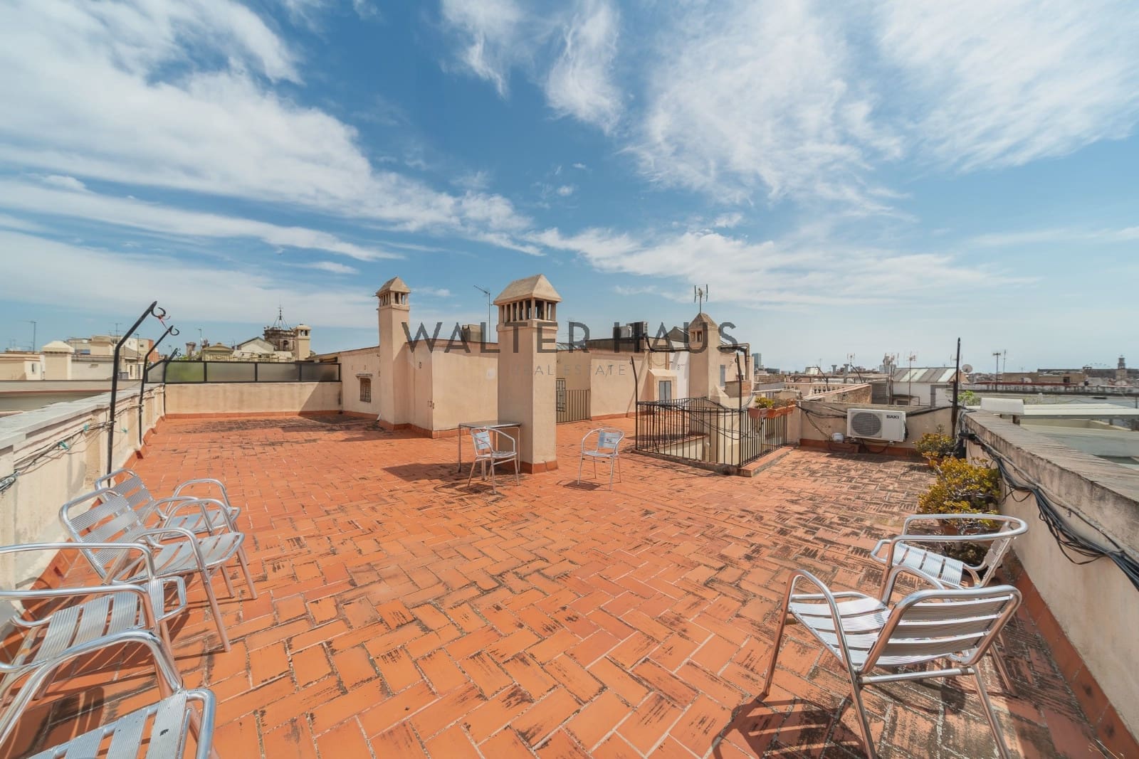 6 sovrum Lägenhet till salu i Barcelona stad - 830 000 € (Ref: 9200117)