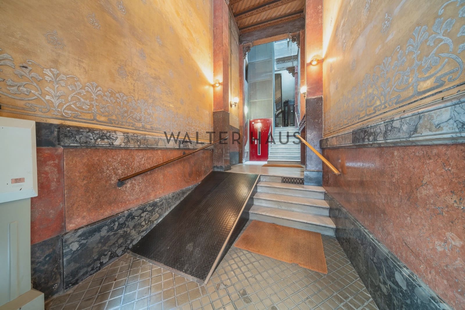 6 sovrum Lägenhet till salu i Barcelona stad - 830 000 € (Ref: 9200117)