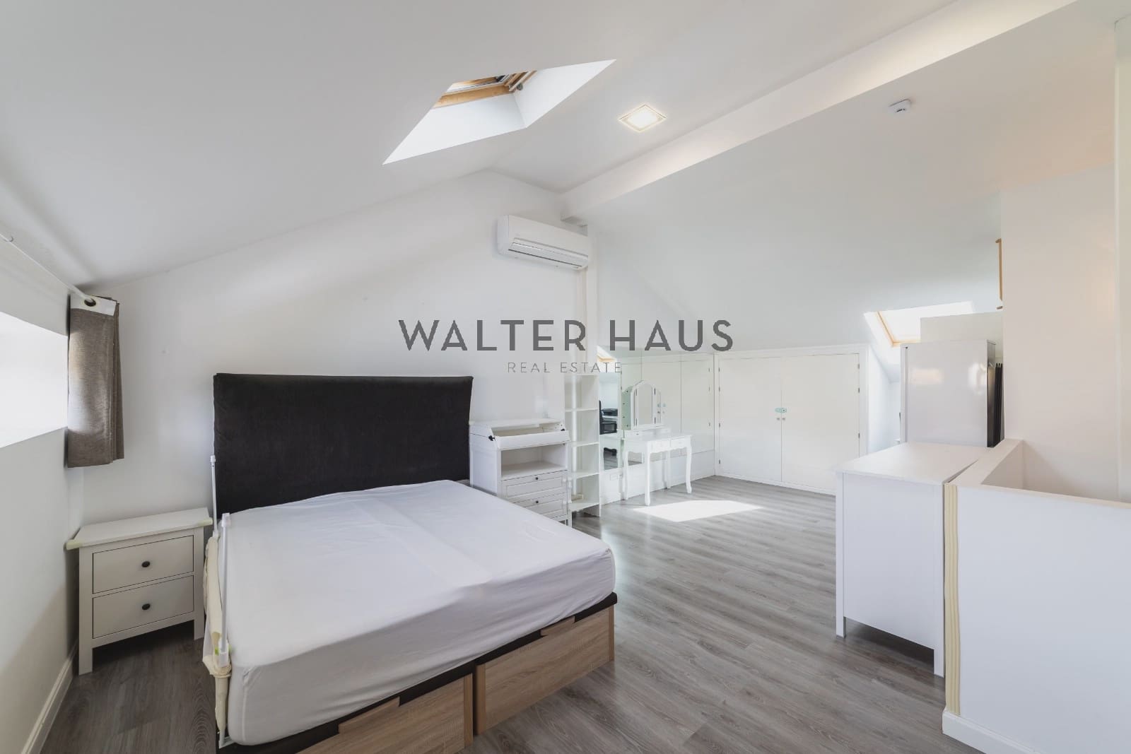 3 slaapkamer Villa te koop in Madrid stad met zwembad - € 1.290.000 (Ref: 9203339)