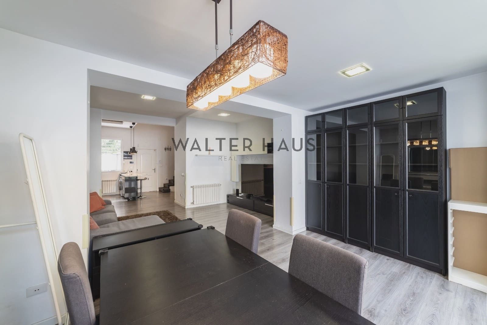 3 slaapkamer Villa te koop in Madrid stad met zwembad - € 1.290.000 (Ref: 9203339)