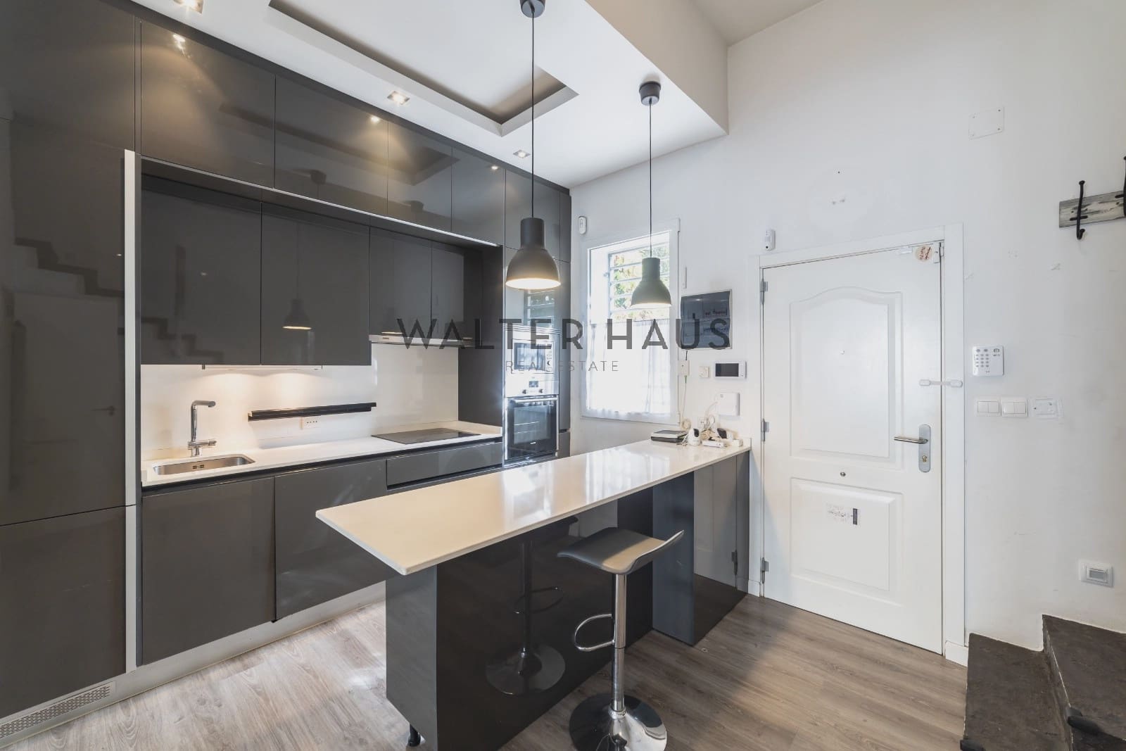 3 slaapkamer Villa te koop in Madrid stad met zwembad - € 1.290.000 (Ref: 9203339)