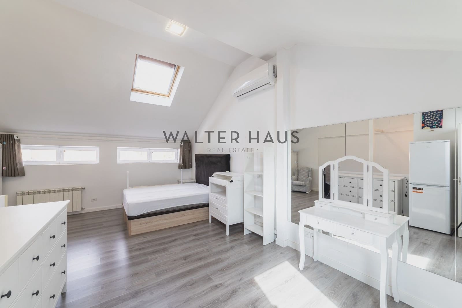 3 slaapkamer Villa te koop in Madrid stad met zwembad - € 1.290.000 (Ref: 9203339)