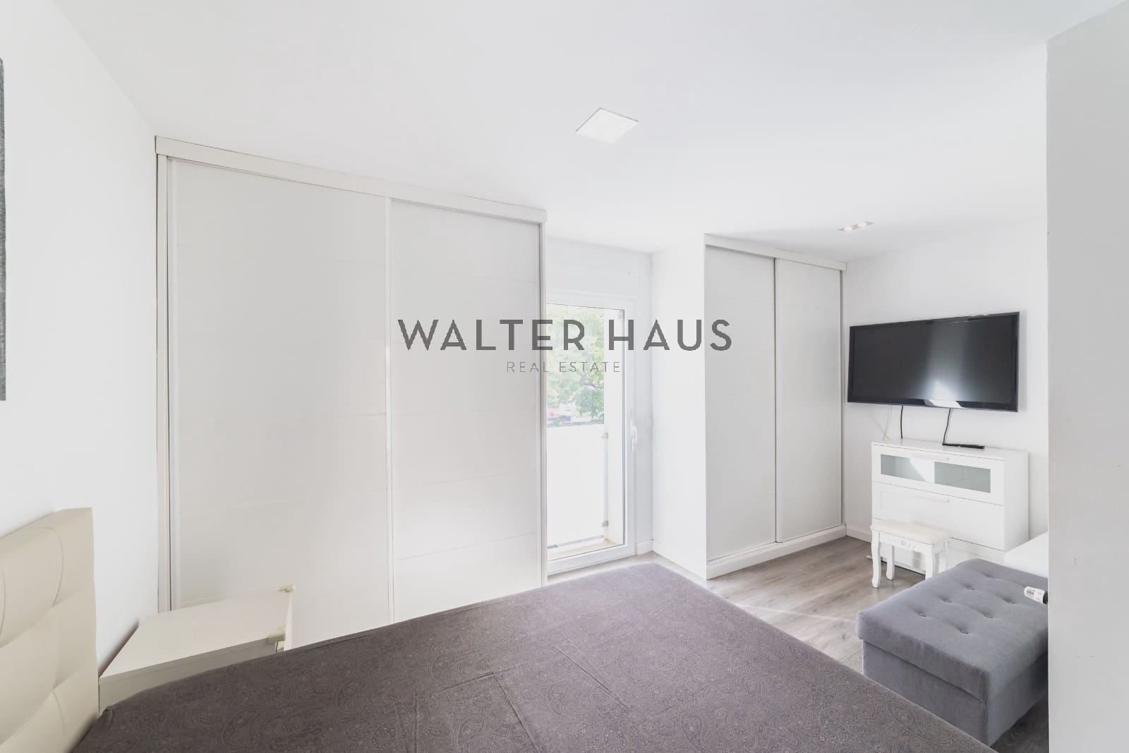 3 slaapkamer Villa te koop in Madrid stad met zwembad - € 1.290.000 (Ref: 9203339)