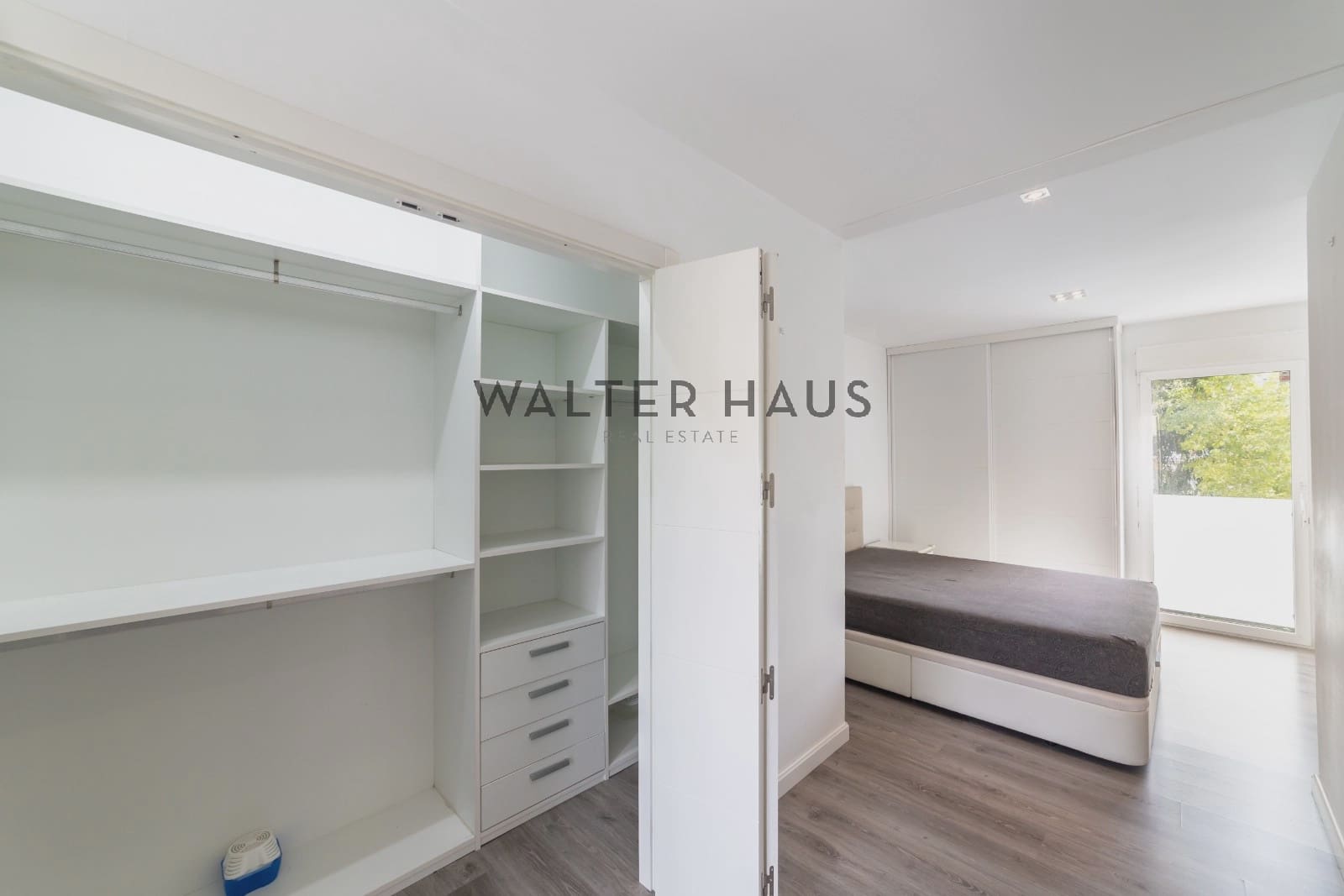 3 slaapkamer Villa te koop in Madrid stad met zwembad - € 1.290.000 (Ref: 9203339)