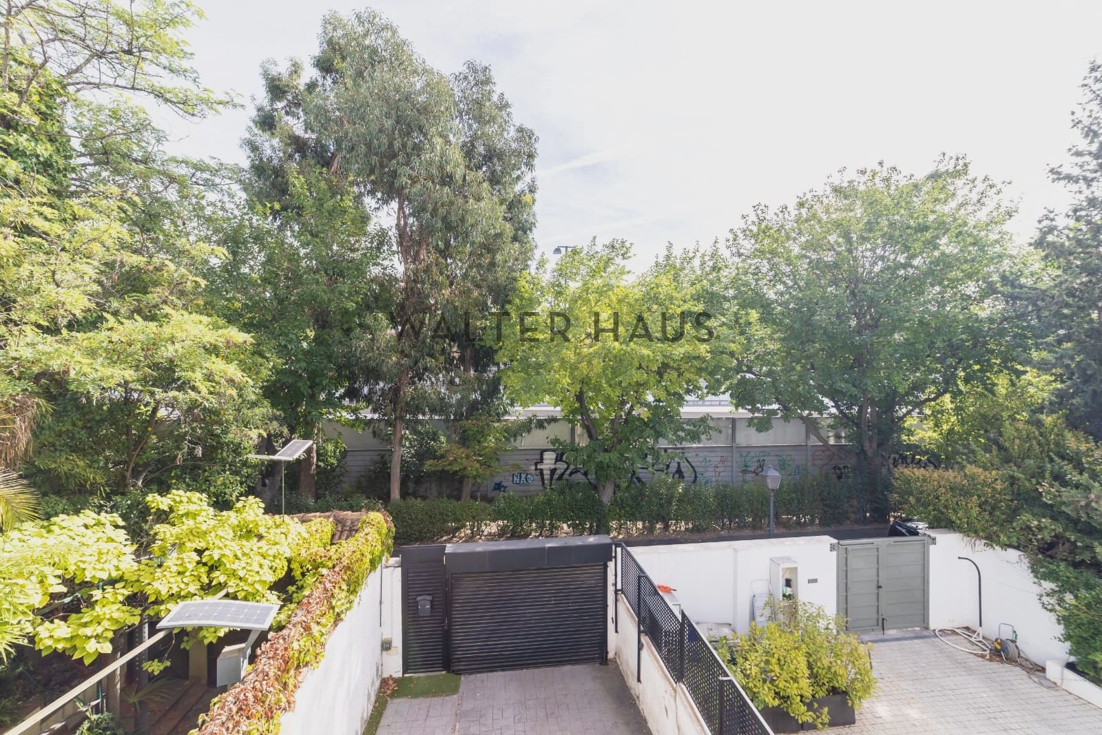 3 slaapkamer Villa te koop in Madrid stad met zwembad - € 1.290.000 (Ref: 9203339)