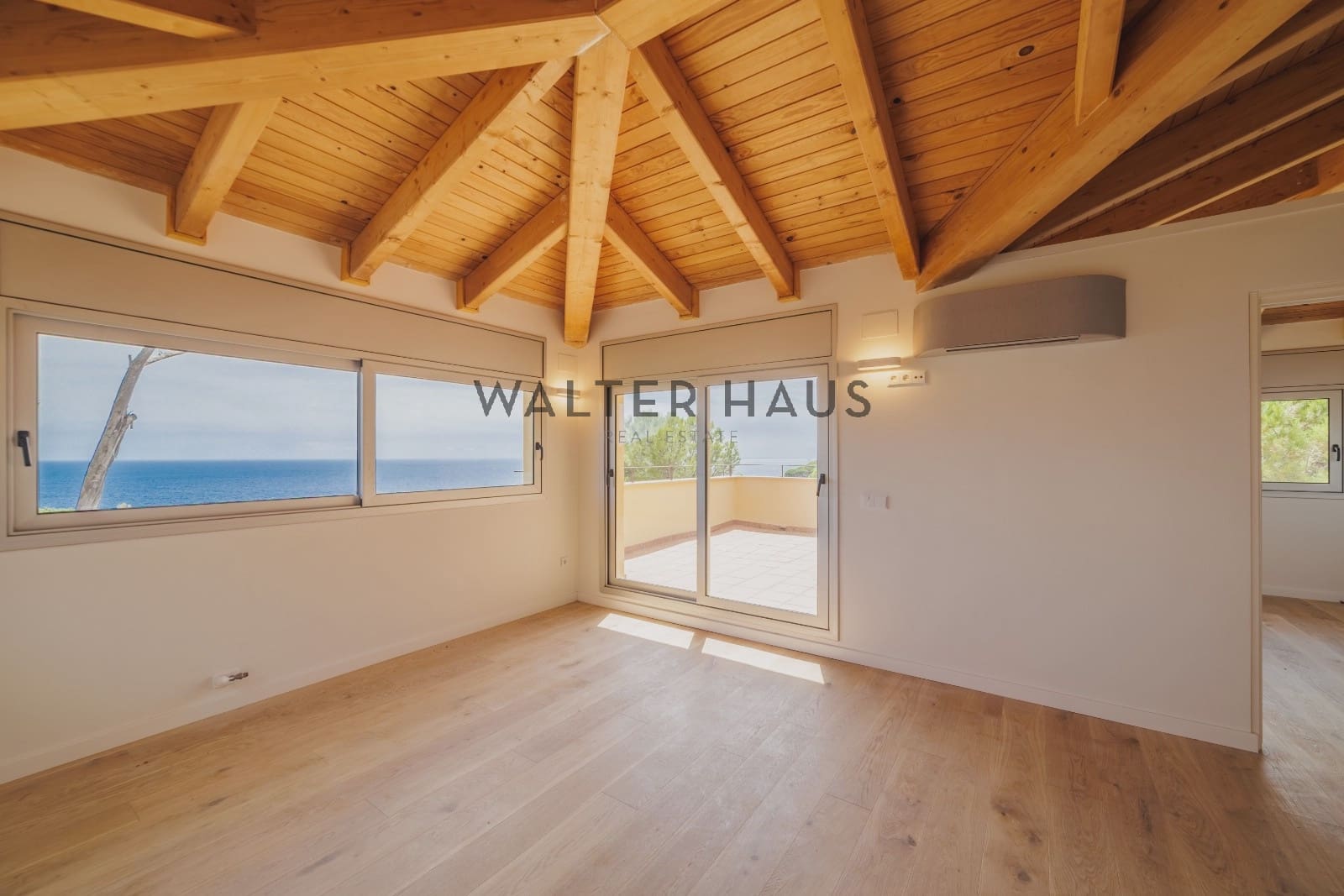 4 bedroom Villa for sale in Sant Feliu de Guixols - € 1,970,000 (Ref: 9207537)