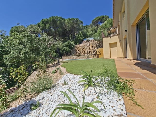 4 soveværelse Villa til salg i Sant Feliu de Guíxols - € 1.670.000 (Ref: 9207537)