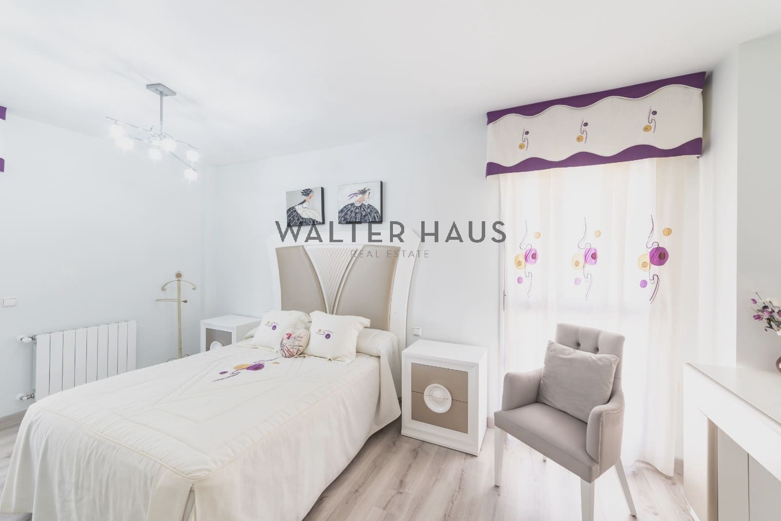 4 slaapkamer Villa te koop in Torrejon de Ardoz met zwembad - € 815.000 (Ref: 9207981)