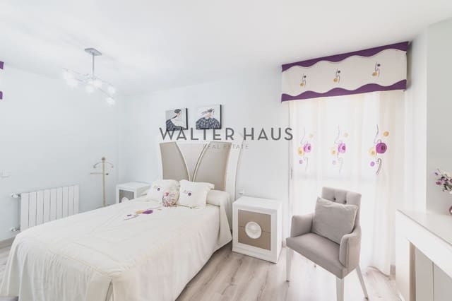 4 bedroom Villa for sale in Torrejón de Ardoz with pool - € 815,000 (Ref: 9207981)