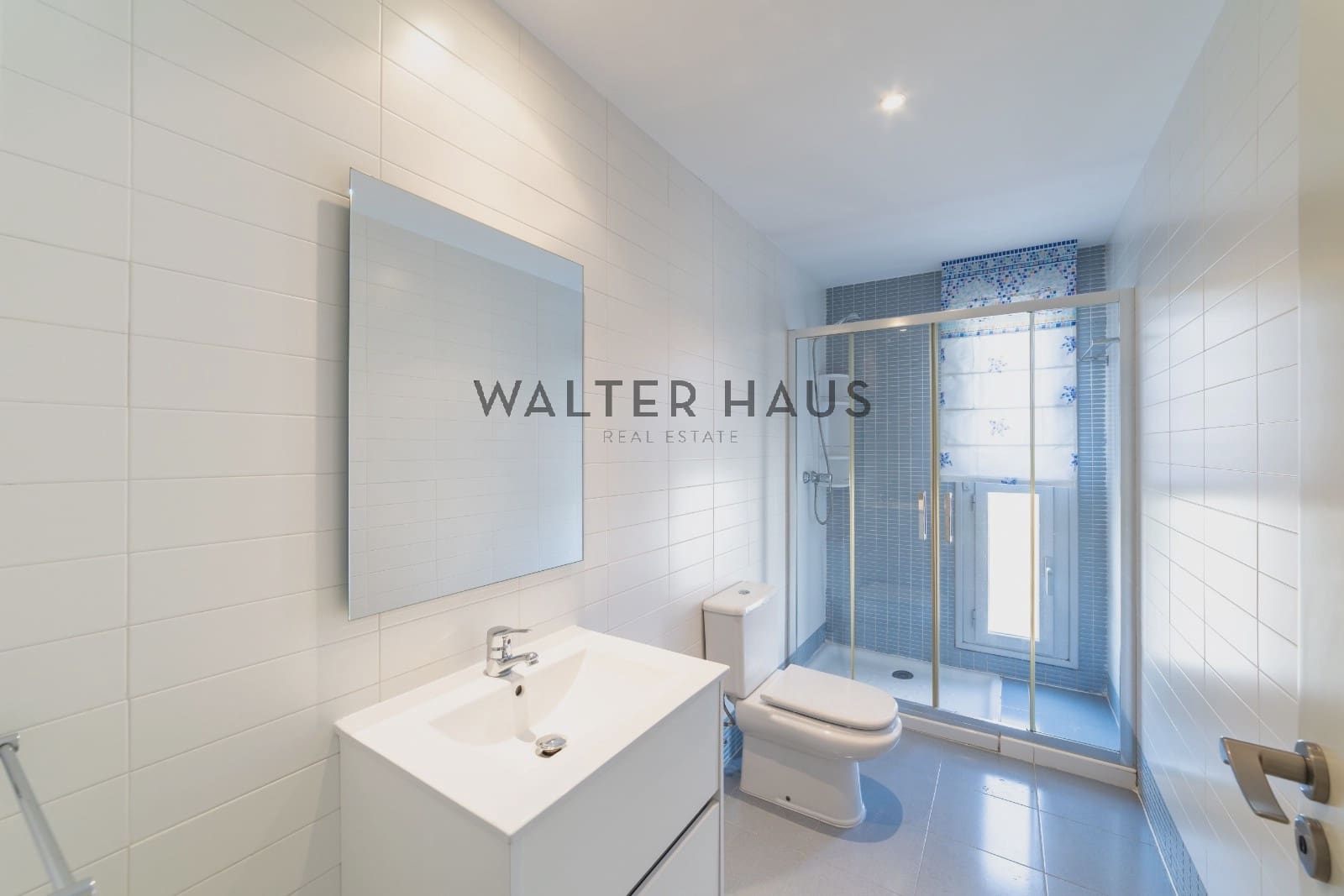 4 slaapkamer Villa te koop in Torrejon de Ardoz met zwembad - € 815.000 (Ref: 9207981)