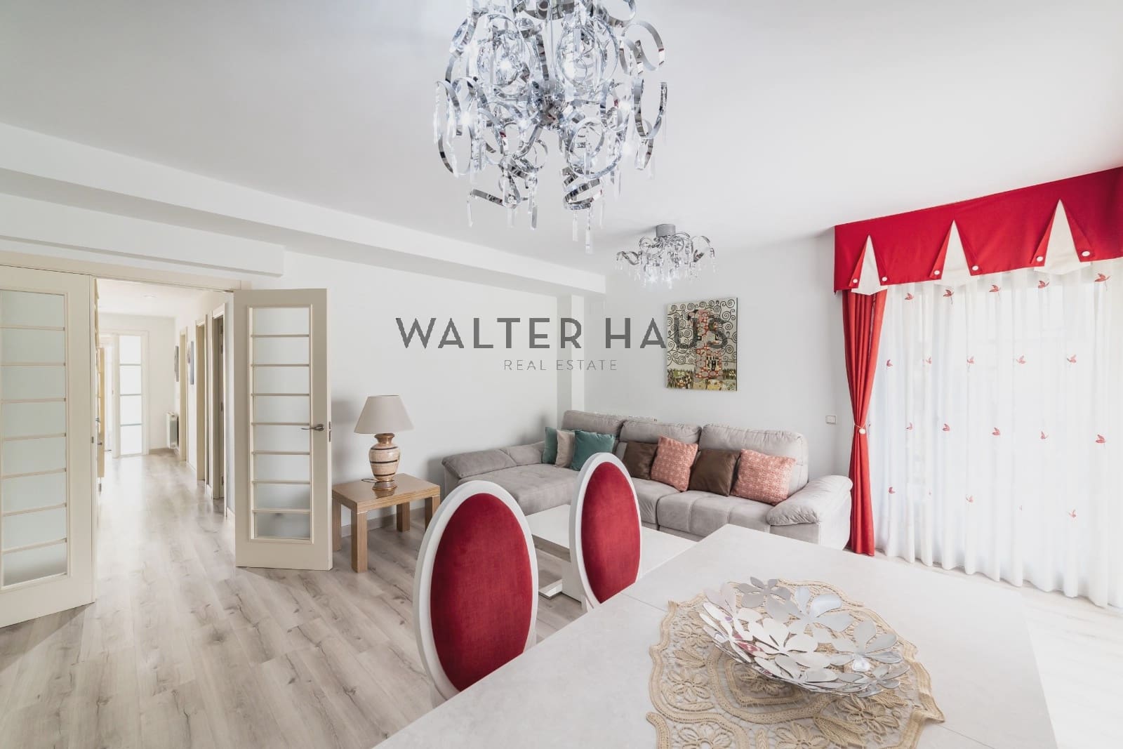 4 slaapkamer Villa te koop in Torrejon de Ardoz met zwembad - € 815.000 (Ref: 9207981)