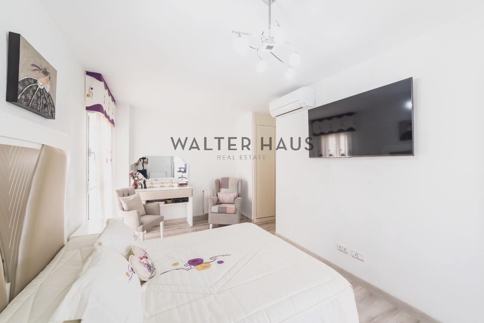 4 slaapkamer Villa te koop in Torrejon de Ardoz met zwembad - € 815.000 (Ref: 9207981)