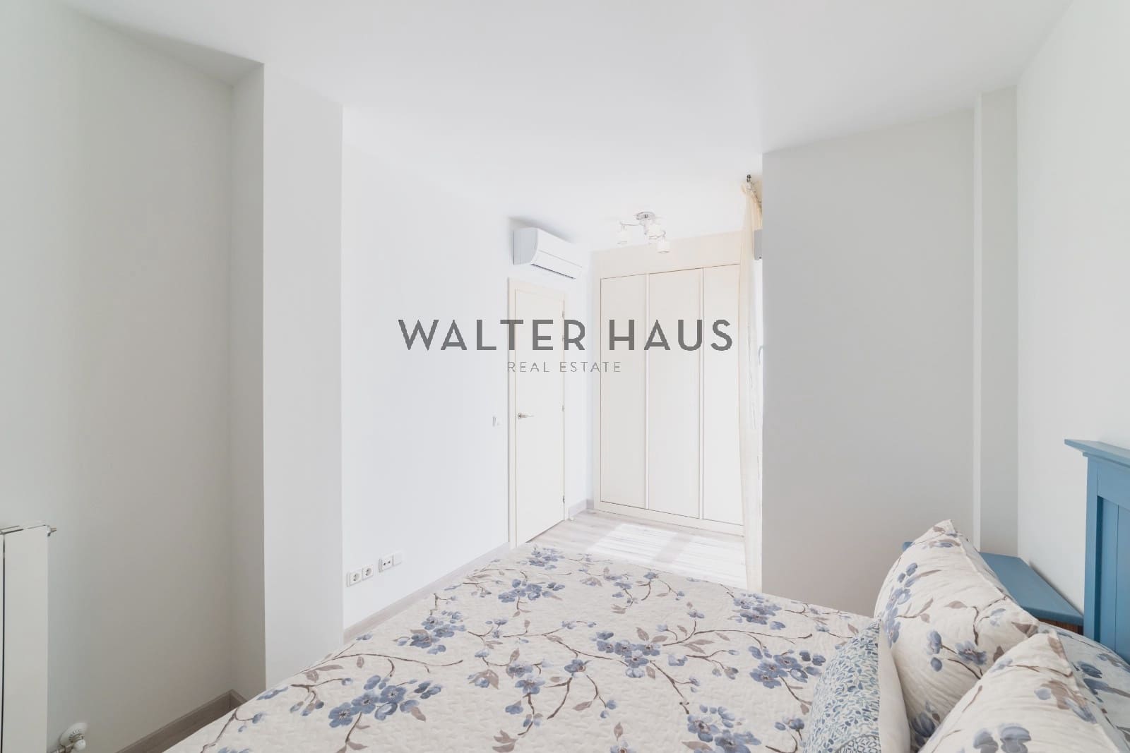 4 slaapkamer Villa te koop in Torrejon de Ardoz met zwembad - € 815.000 (Ref: 9207981)