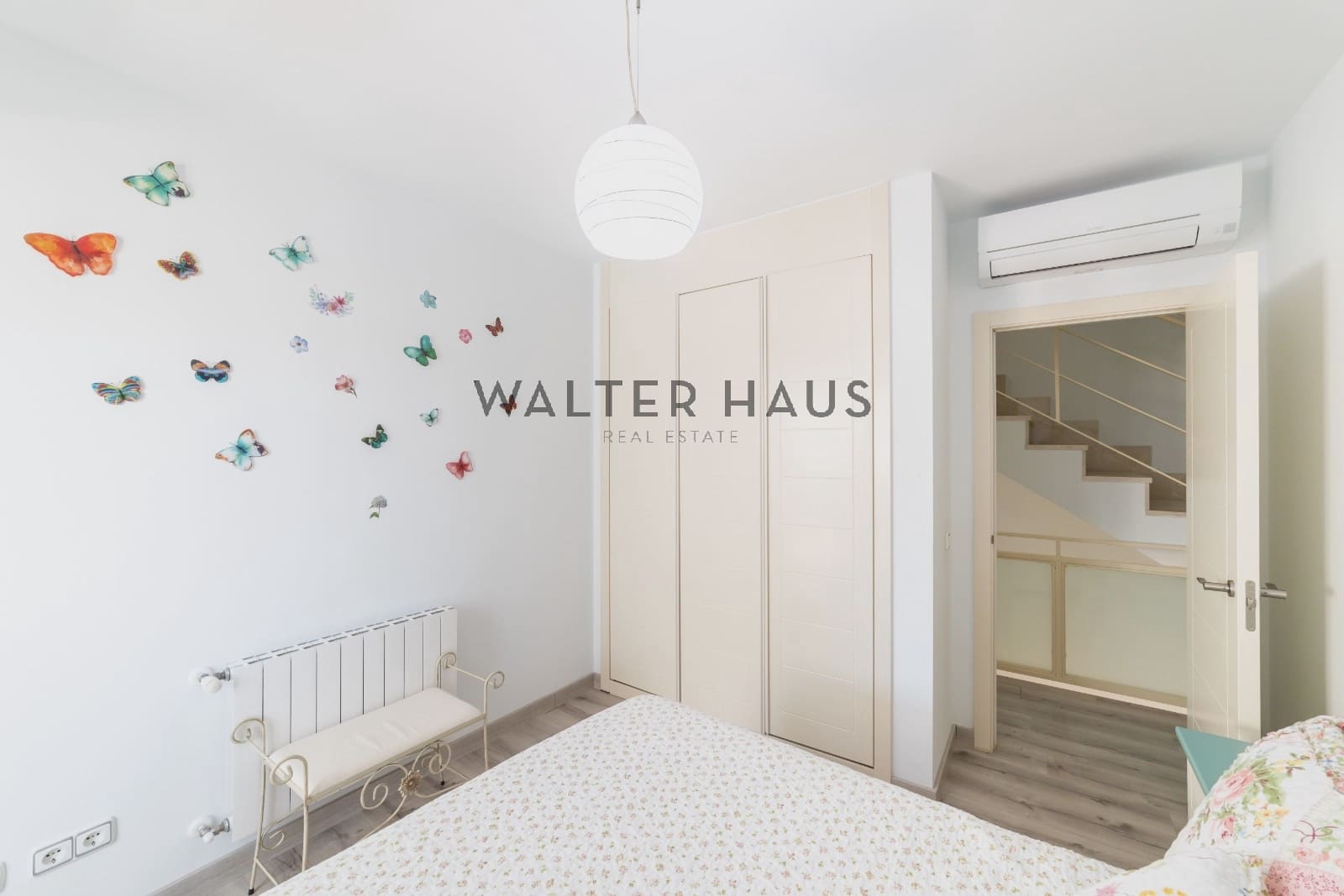 4 slaapkamer Villa te koop in Torrejon de Ardoz met zwembad - € 815.000 (Ref: 9207981)