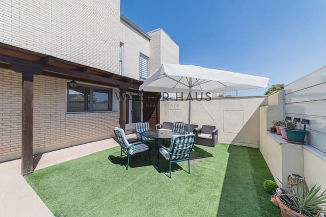 4 bedroom Villa for sale in Torrejón de Ardoz with pool - € 815,000 (Ref: 9207981)