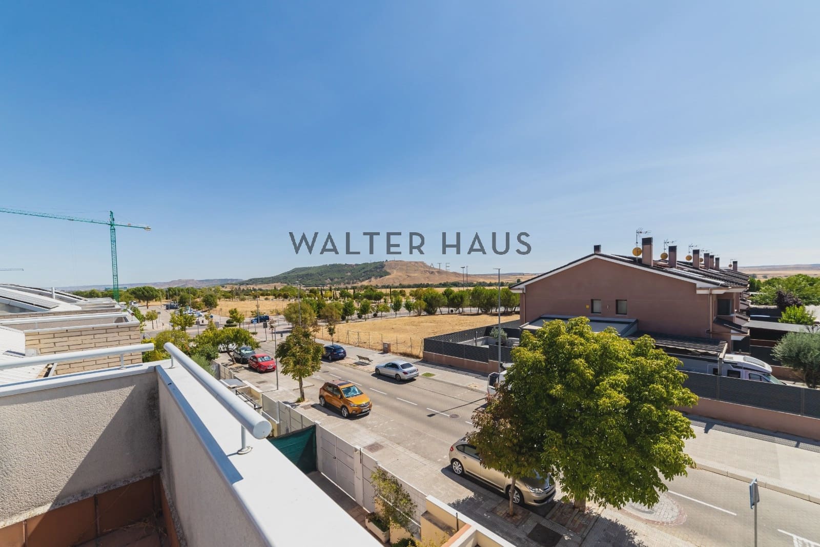 4 slaapkamer Villa te koop in Torrejon de Ardoz met zwembad - € 815.000 (Ref: 9207981)