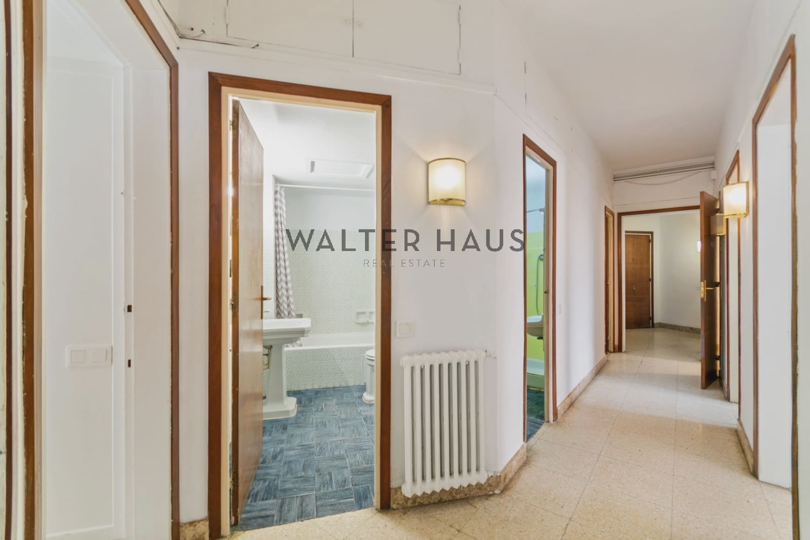 4 soveværelse Lejlighed til salg i Barcelona by - € 620.000 (Ref: 9211575)